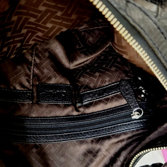 COLE HAAN-AUTHENTIC - Picture 6 of 6